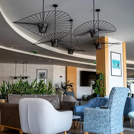 Astoria Inclusive- Private & Club Готель 4*