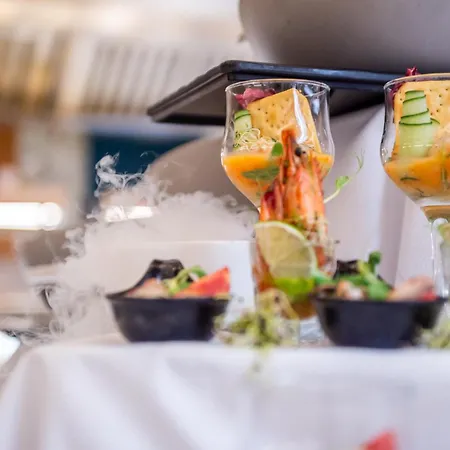 Astoria Inclusive- Private & Club 4*