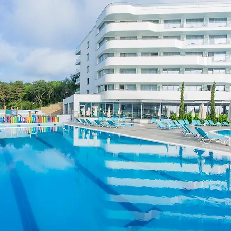 Astoria & Private 4*