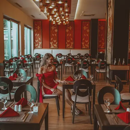 Hotel Astoria Inclusive- Private & Club