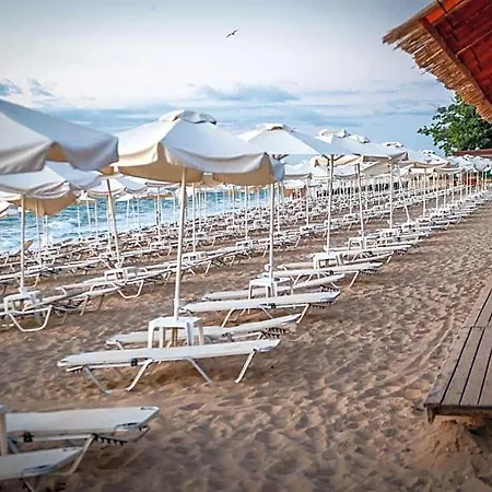 Astoria By Astoria Collection Hotel 4*