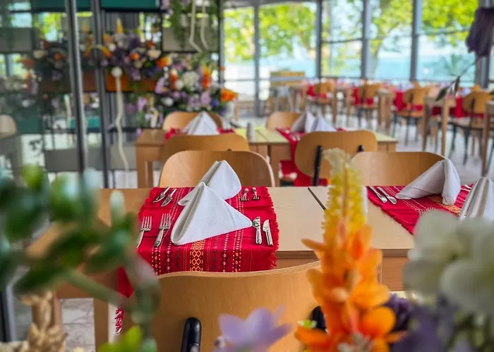 Astoria By Astoria Collection غولدن ساندز