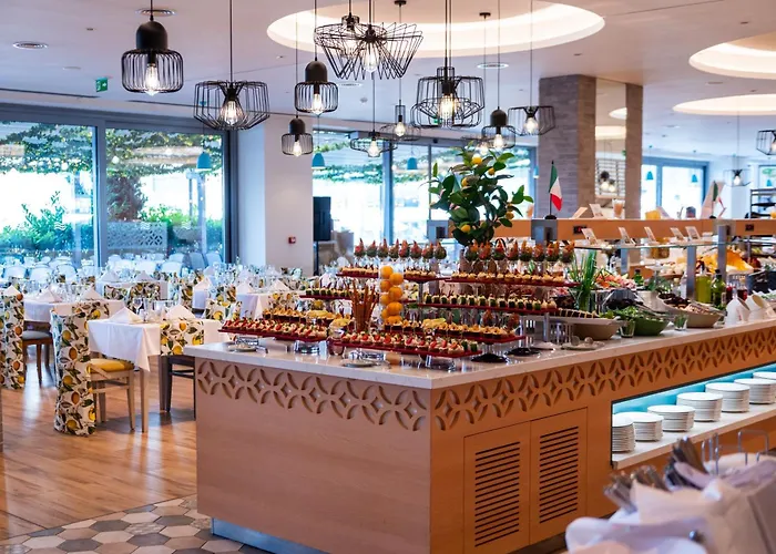 Astoria By Astoria Collection 4* Golden Sands